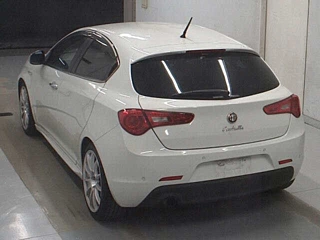 Заказать ALFAROMEO GIULIETTA