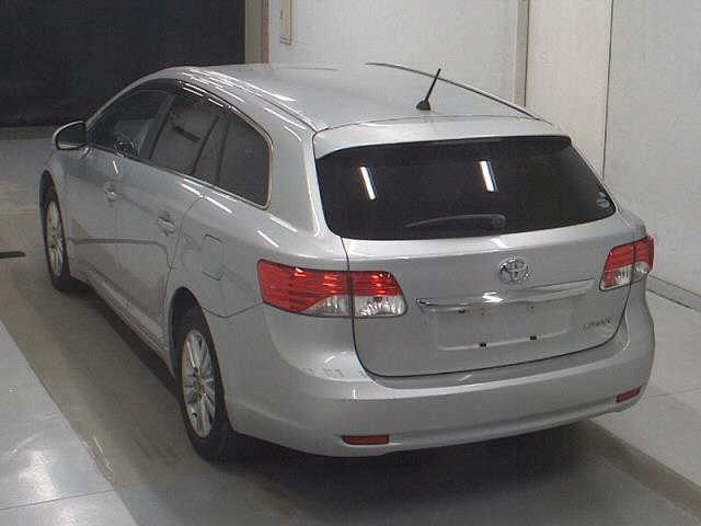 TOYOTA AVENSIS WAGON 2012