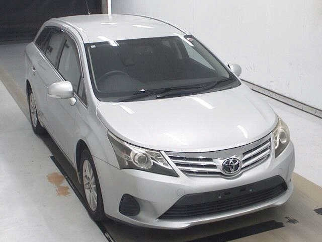 TOYOTA AVENSIS WAGON 2012