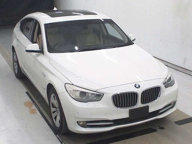 BMW 5 SERIES 2011