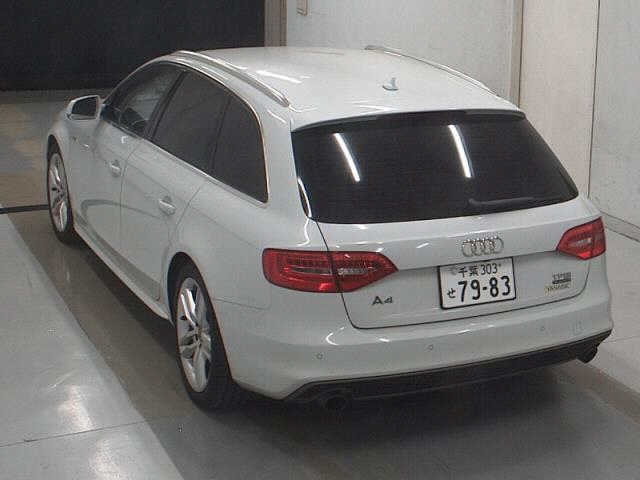 AUDI A4 2015