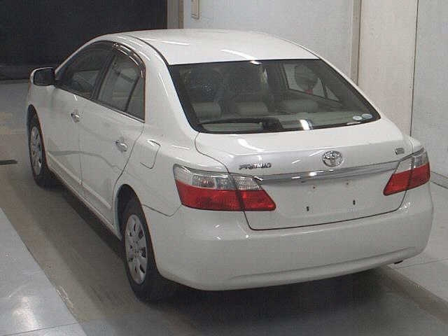 TOYOTA PREMIO 2008