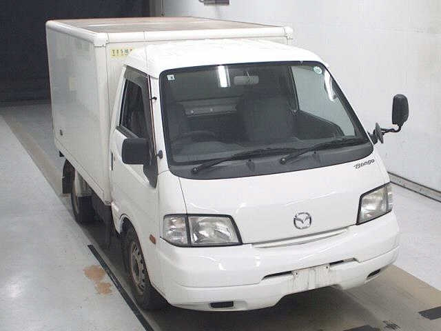 MAZDA BONGO 2010