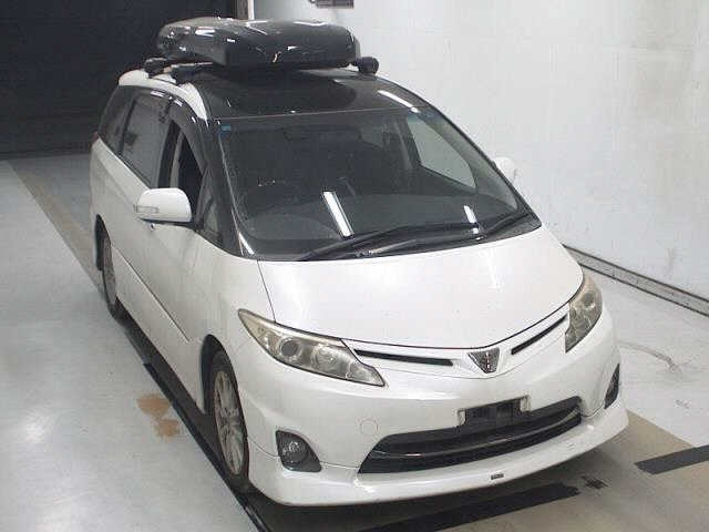 TOYOTA ESTIMA 2010