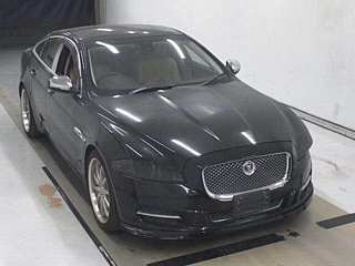 Заказать JAGUAR XJ SERIES