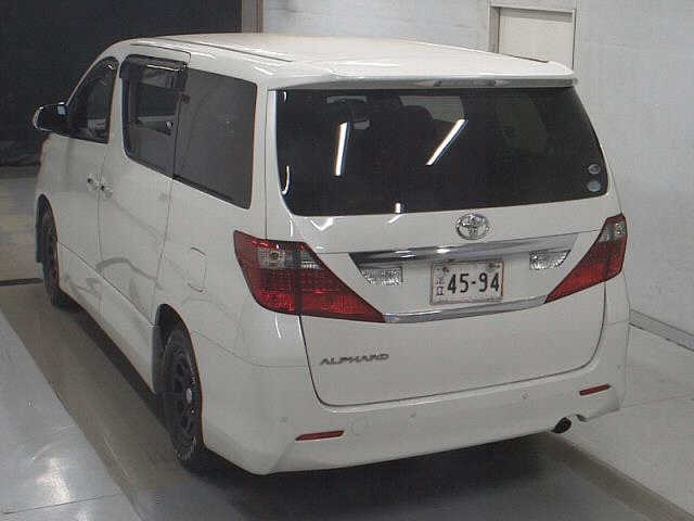 TOYOTA ALPHARD 2011