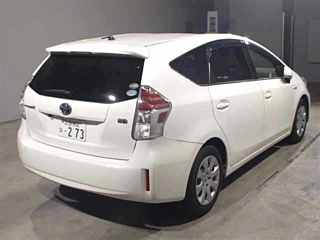 Заказать TOYOTA PRIUS ALPHA