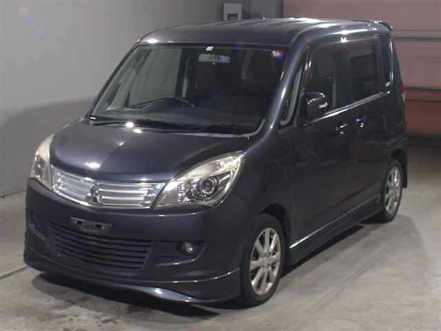 MITSUBISHI DELICA D2 2013
