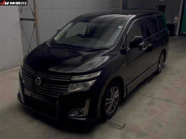 NISSAN ELGRAND 2013