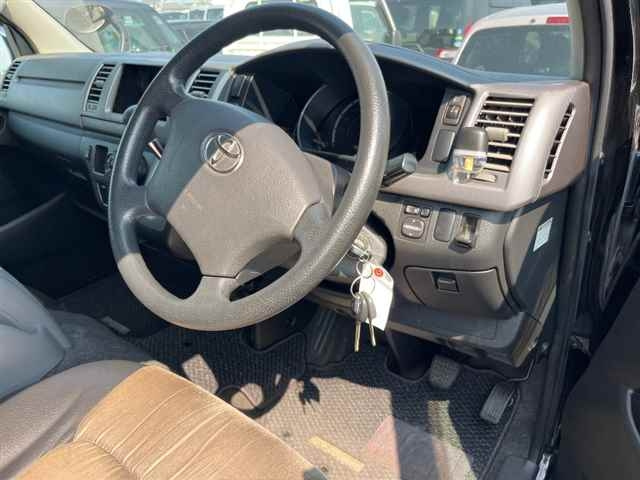 TOYOTA REGIUS ACE VAN 2009