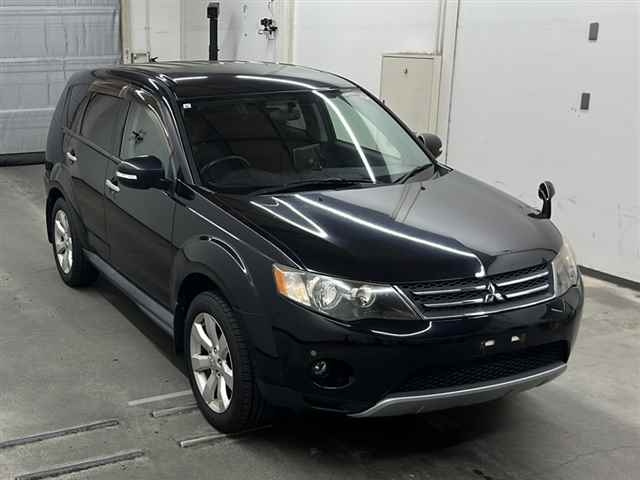 MITSUBISHI OUTLANDER 2011