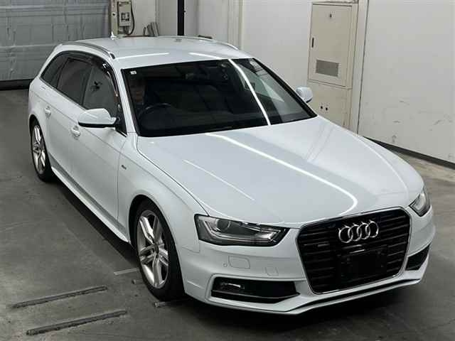 AUDI A4 2014
