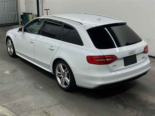 AUDI A4 2014