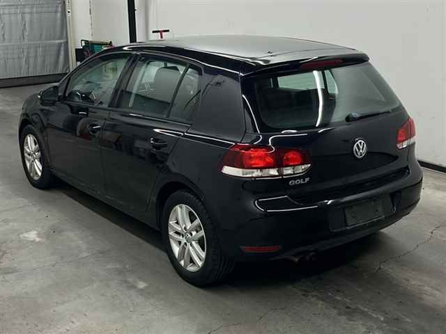VOLKSWAGEN GOLF 2012