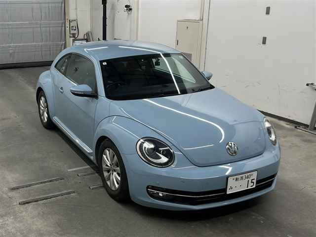 VOLKSWAGEN THE BEETLE 2013