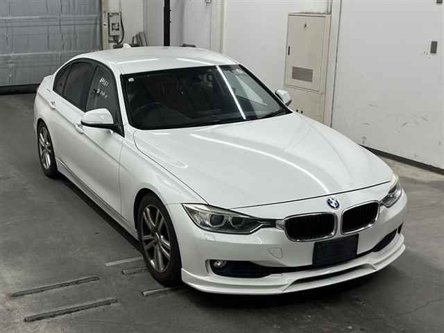 BMW 3 SERIES 2012