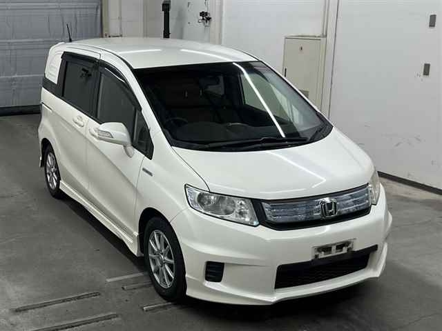 HONDA FREED 2012