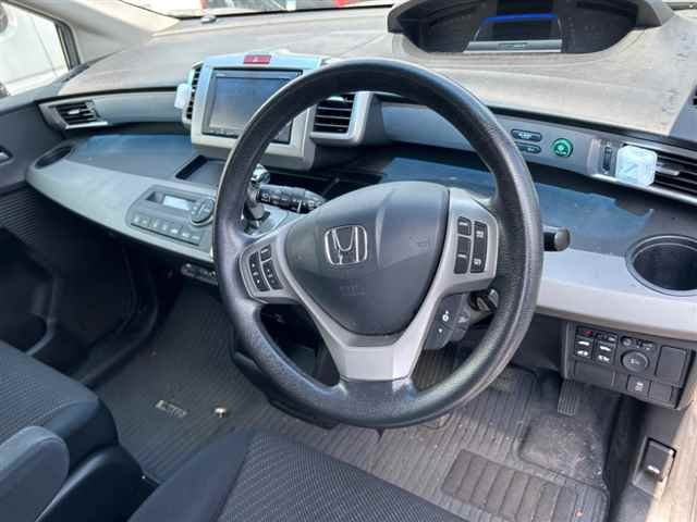 HONDA FREED 2014