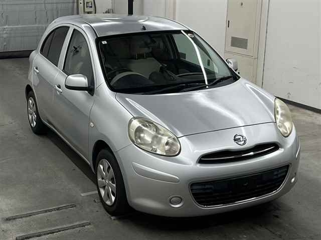 NISSAN MARCH 2011