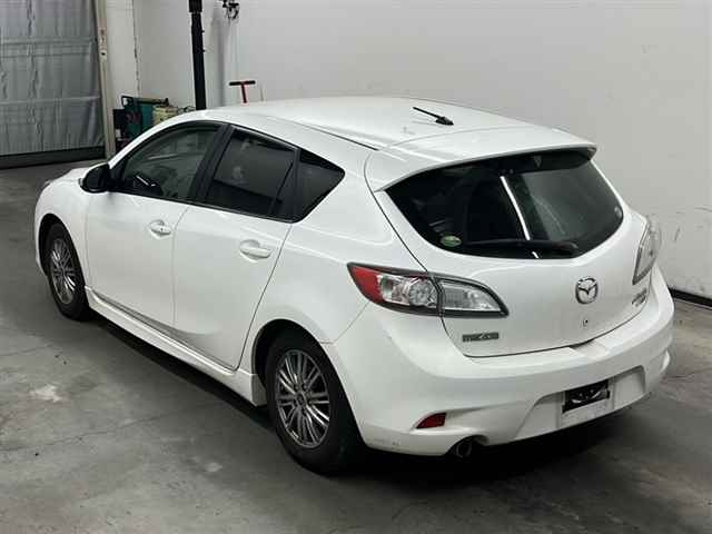 MAZDA AXELA 2012