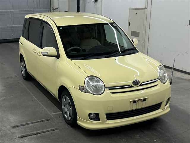 TOYOTA SIENTA 2008