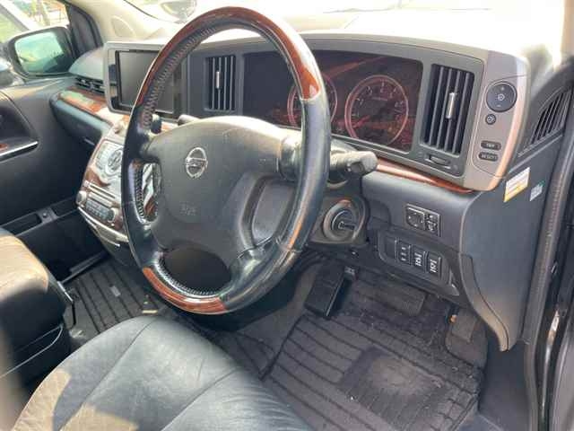 NISSAN ELGRAND 2010