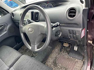 DAIHATSU TANTO 2011