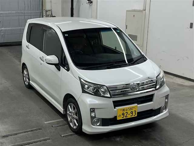 DAIHATSU MOVE 2013