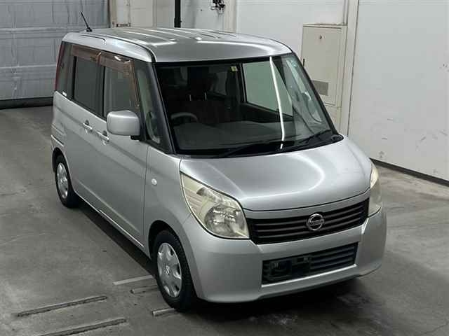 NISSAN ROOX 2012