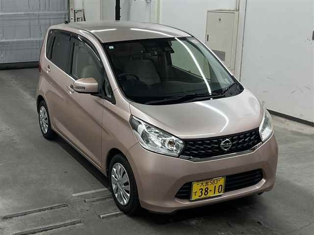 NISSAN DAYZ 2015