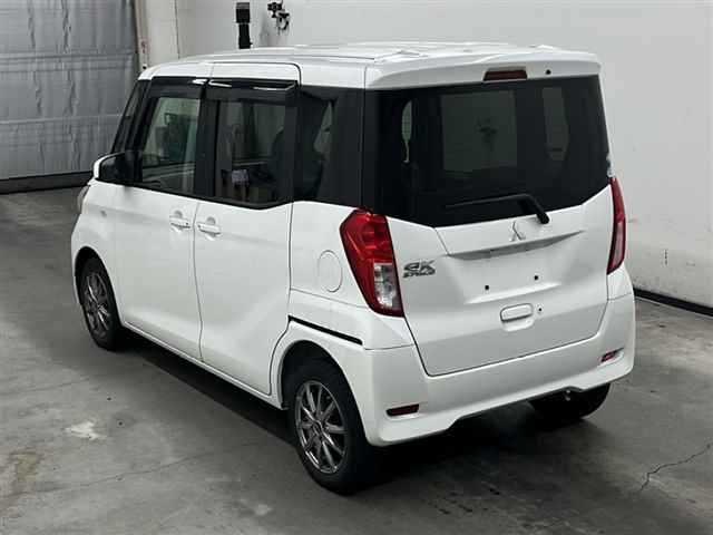 MITSUBISHI EK SPACE 2016