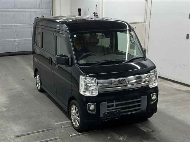 MITSUBISHI TOWNBOX 2016