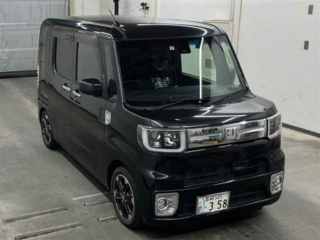 DAIHATSU WAKE 2017