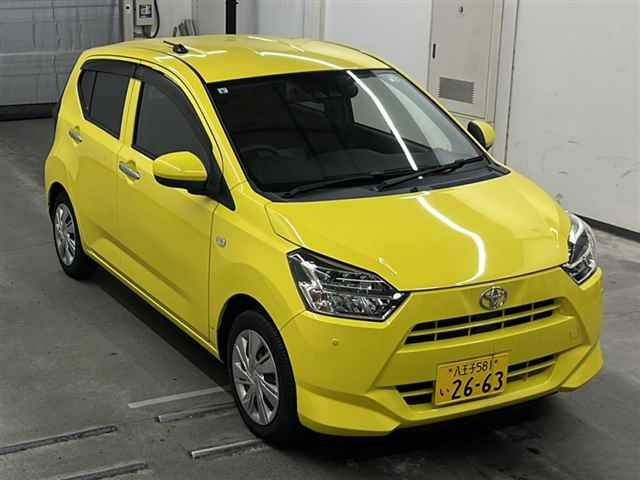 TOYOTA PIXIS EPOCH 2017