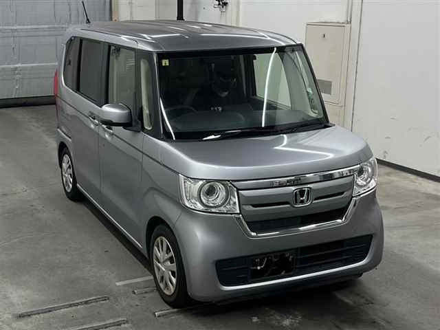 HONDA N BOX 2018