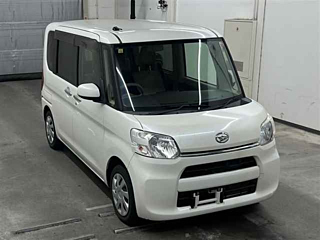 DAIHATSU TANTO 2014