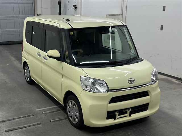DAIHATSU TANTO 2018