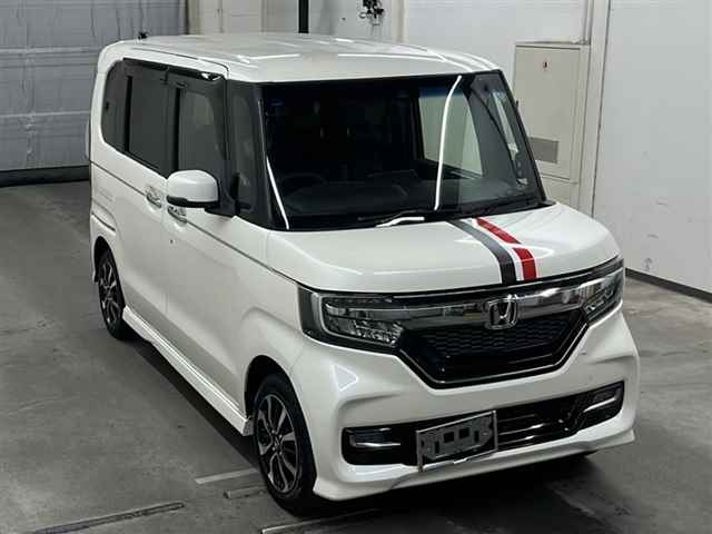 HONDA N BOX 2017