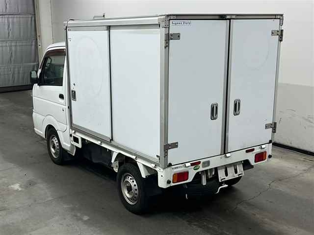 NISSAN CLIPPER TRUCK 2016