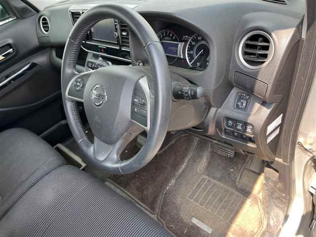 NISSAN DAYZ ROOX 2019