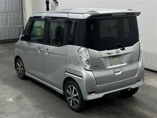 NISSAN DAYZ ROOX 2019