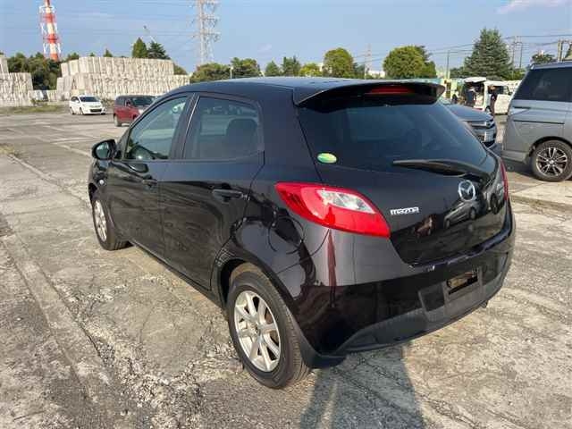 MAZDA DEMIO 2012