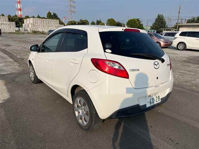 MAZDA DEMIO 2009