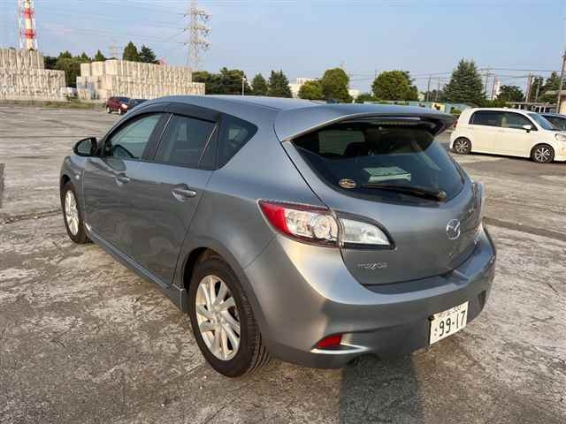 MAZDA AXELA 2012