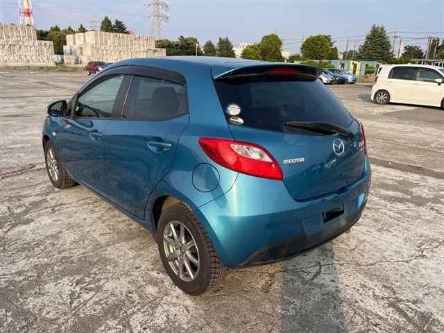 MAZDA DEMIO 2013