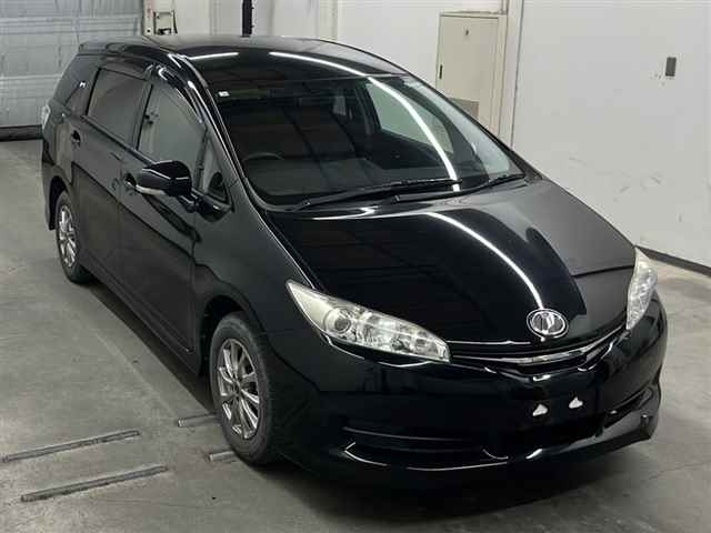 TOYOTA WISH 2014