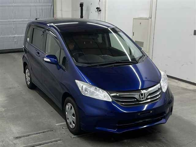 HONDA FREED 2012