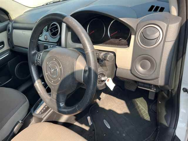MAZDA VERISA 2012