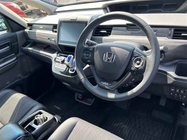 HONDA FREED 2016