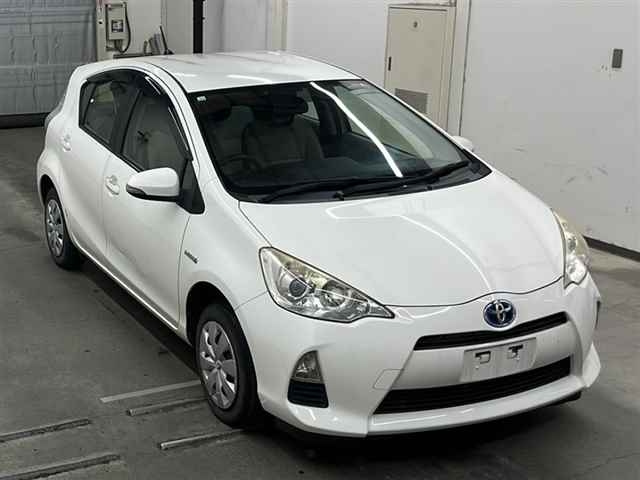 TOYOTA AQUA 2014